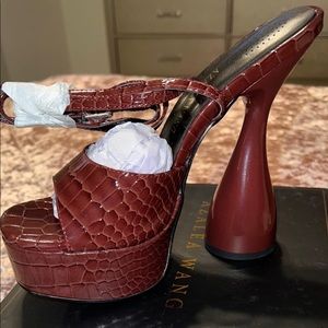Brown Disco heel
